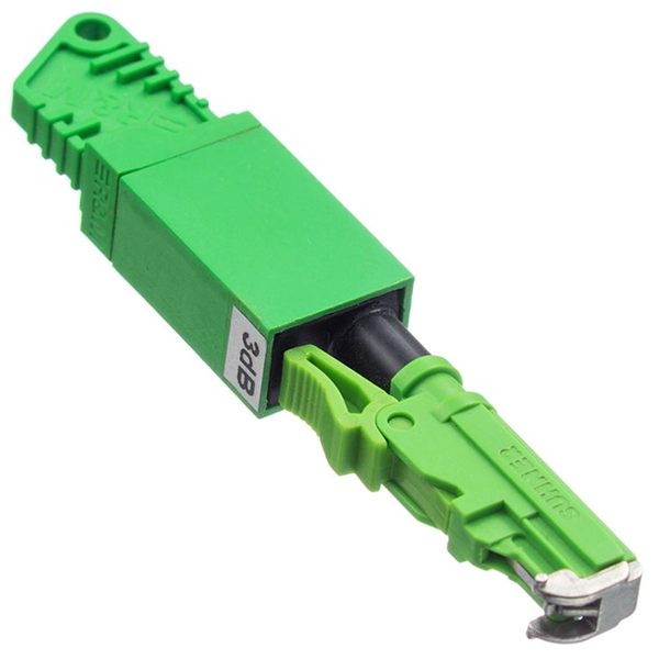 Fiber optic cable patch panel for connecting outdoor cable